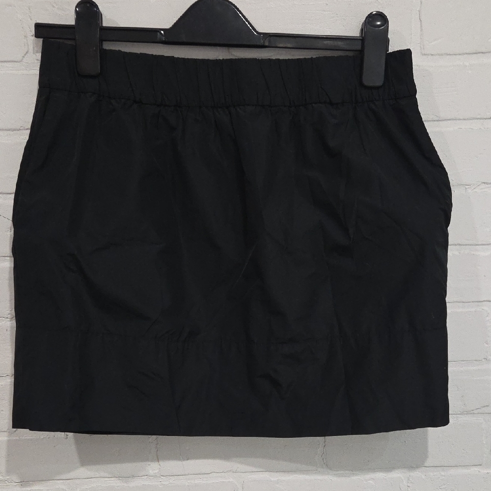 Club Monaco Black Nylon Mini Skirt